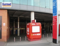 Kioska ne Mbreterine e Bashkuar 'Manchester Old Trafford' dhe ne stadiumin 'Camp Nou'