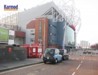 Kioska ne Mbreterine e Bashkuar 'Manchester Old Trafford' dhe ne stadiumin 'Camp Nou'